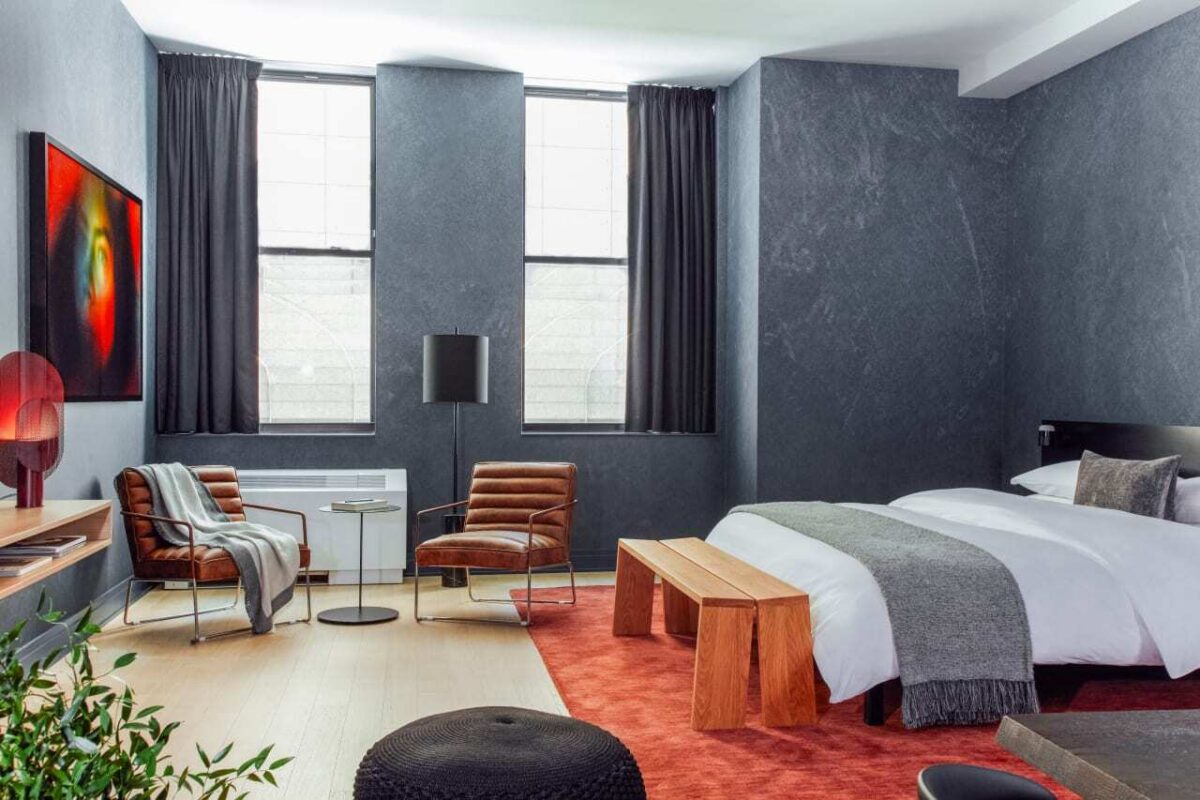 Prins van Hola Pola Home in New York 5